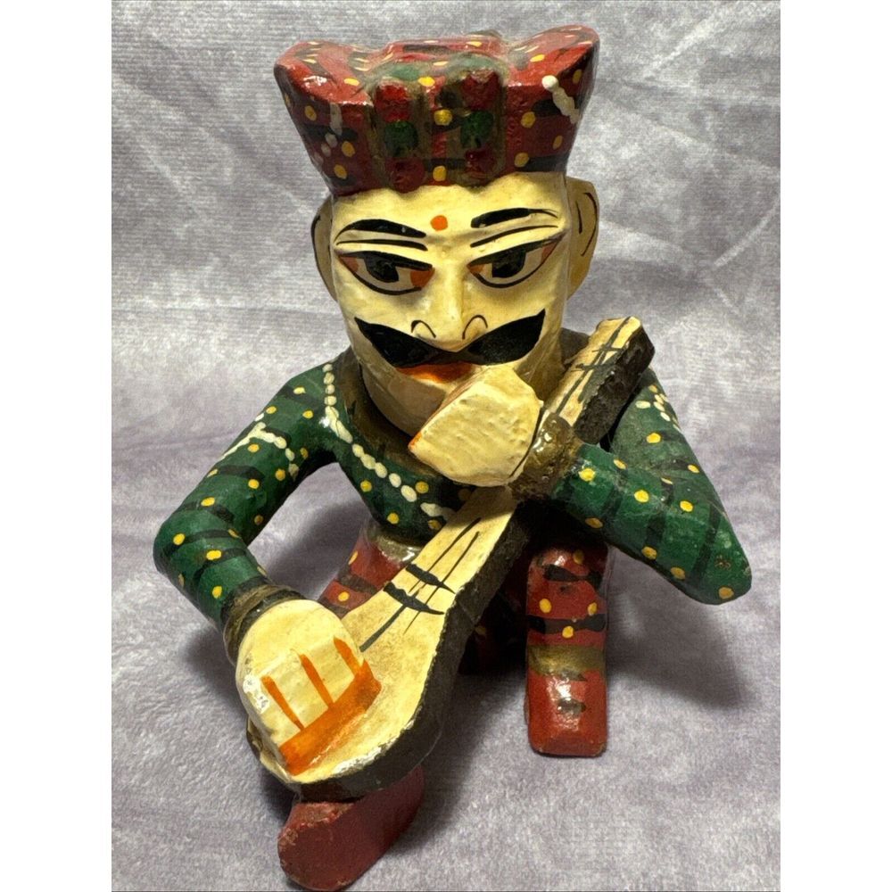 Vintage Hand Carved & Painted Rajasthani Indian Wooden Sitar‎ Musician Guitar